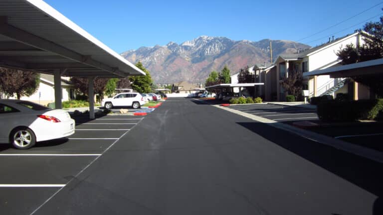 Professional Asphalt Maintenance